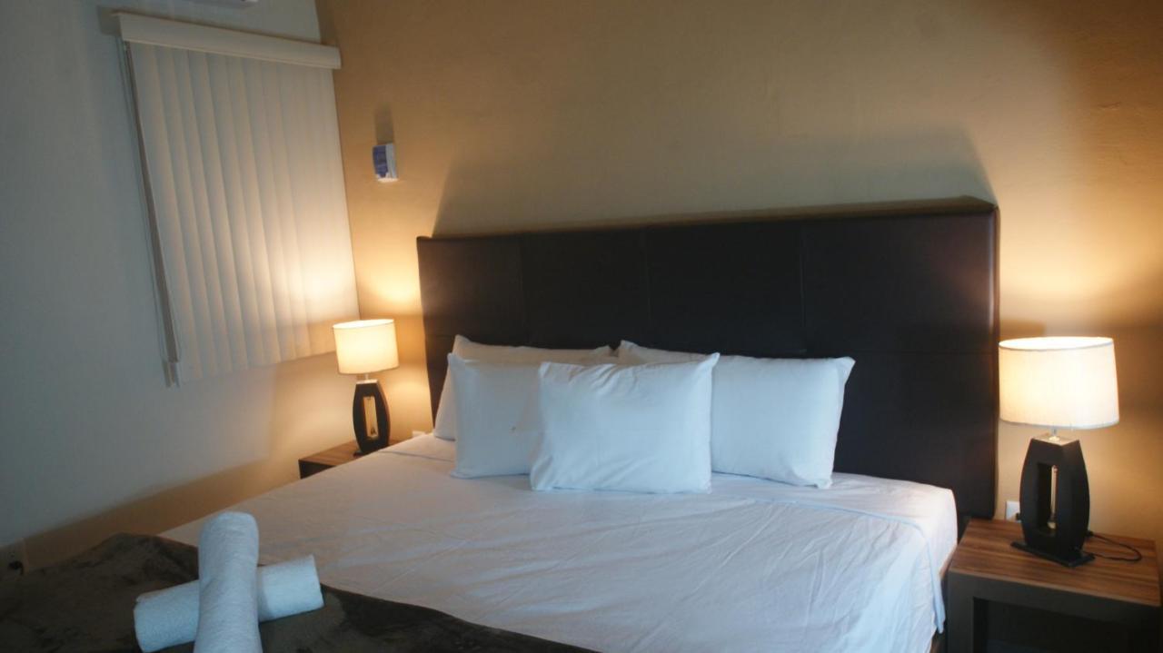 Hotel Muchin プエルト・モレロス エクステリア 写真